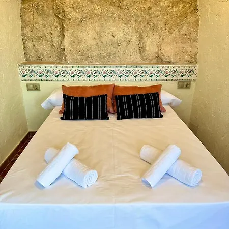 Alkalea Hospederia Hotel *