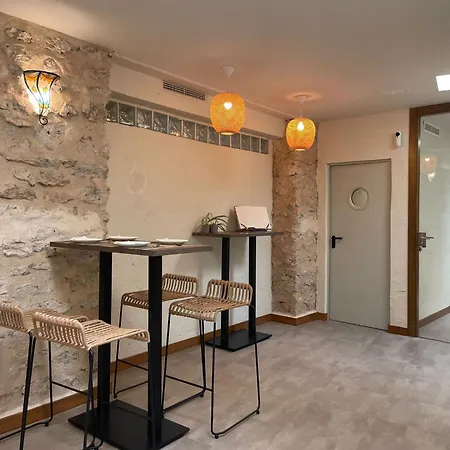 Alkalea Hospederia Hotel *